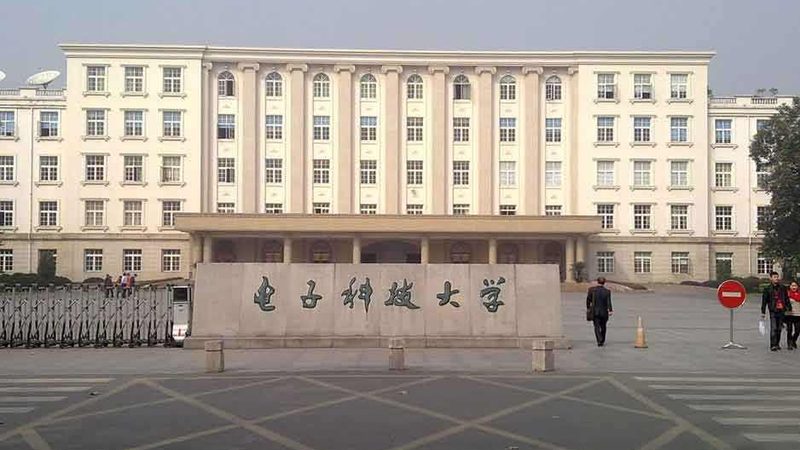 二极管选型：关键参数与适用场景解析**
