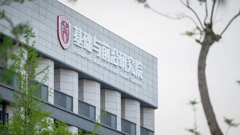 PCB板厚度标准解析：揭秘电子制造中的关键参数